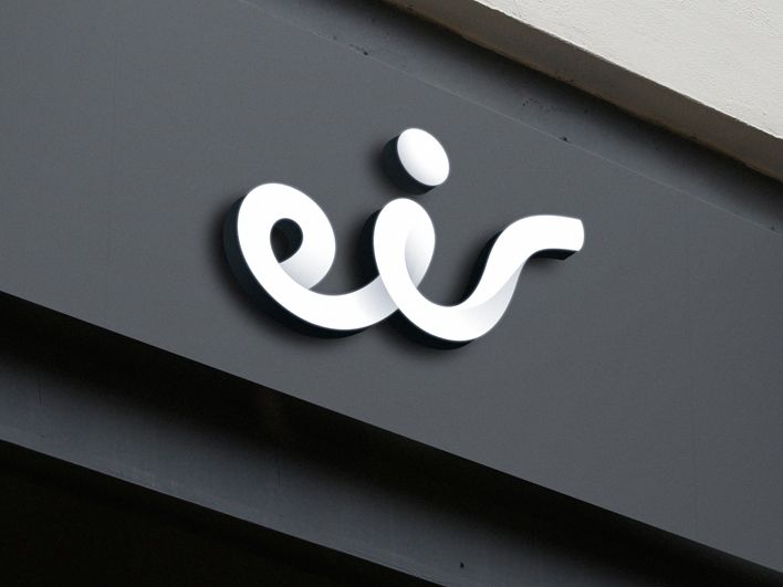 國外品牌形象店面設(shè)計和VI導示設(shè)計欣賞-10