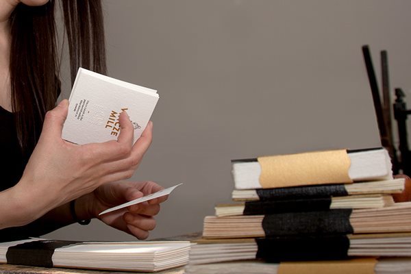 造紙廠企業(yè)VI的設(shè)計(jì)要素，紙品設(shè)計(jì)風(fēng)格規(guī)劃-6